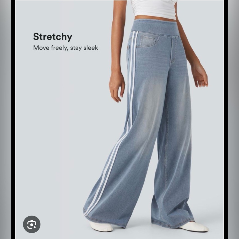 NWOT HALARA Organic Wide Leg Jeans with stripes on sides and Pockets